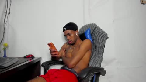Snapshot of kofi_exotic_ chatting on June 25, 5:45 am kofi online show from June 25, 5:45 am