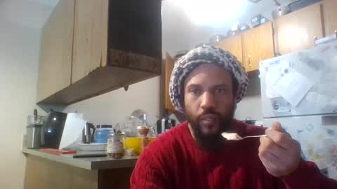 Snapshot of kofigardner chatting on February 22, 10:52 pm A Dick Ting online show from February 22, 10:52 pm