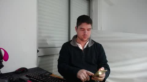 Snapshot of kohaynewbie chatting on January 15, 4:44 pm Mr. K vback to action online show from January 15, 4:44 pm
