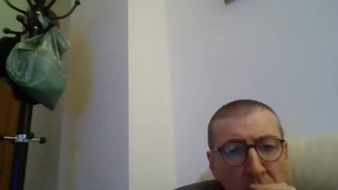 JUAN CARLOS online show from October 25, 6:57 pm