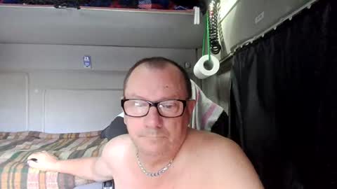 Snapshot of komputer123456789 chatting on July 12, 6:48 am Bogdan online show from July 12, 6:48 am