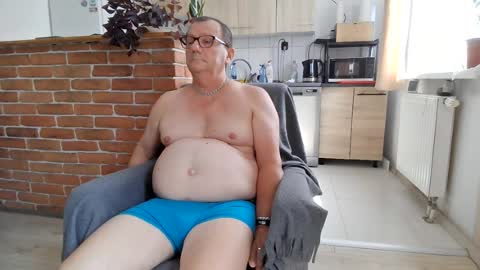 Snapshot of komputer123456789 chatting on August 3, 9:59 am Bogdan online show from August 3, 9:59 am