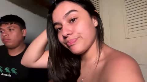 Snapshot of konnie_adan chatting on October 1, 12:27 am konnie_adan online show from October 1, 12:27 am