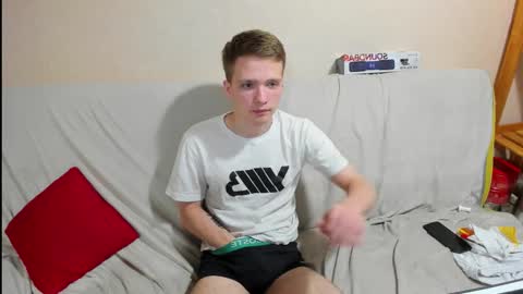 konnor_deviant online show from December 14, 10:47 pm