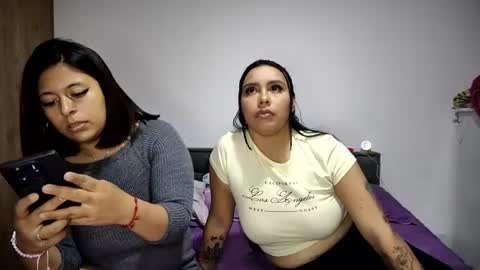 Konny and Laila online show from July 15, 10:59 pm