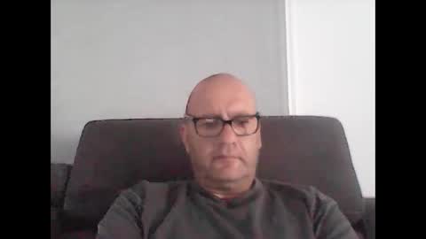 Snapshot of konsty17 chatting on January 5, 11:52 pm konsty17 online show from January 5, 11:52 pm