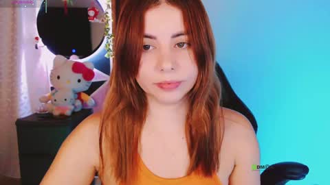 YINI online show from October 13, 1:05 am