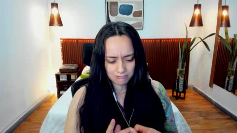 Kora Shadow online show from February 12, 8:15 pm