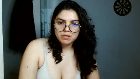 Snapshot of koranikky08 chatting on June 11, 2:11 am Karoll online show from June 11, 2:11 am