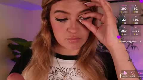 Kore online show from February 6, 9:07 pm