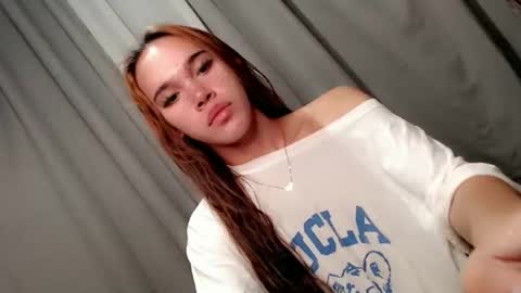 Snapshot of koreandoll_yuri chatting on January 19, 2:43 pm koreandoll_yuri online show from January 19, 2:43 pm