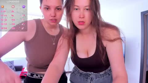 Twiix online show from April 24, 3:47 pm