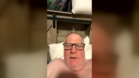 Snapshot of korysmith568 chatting on June 19, 8:18 am korysmith568 online show from June 19, 8:18 am