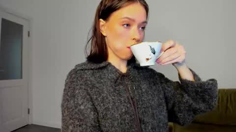 kossie_ online show from November 6, 8:32 pm