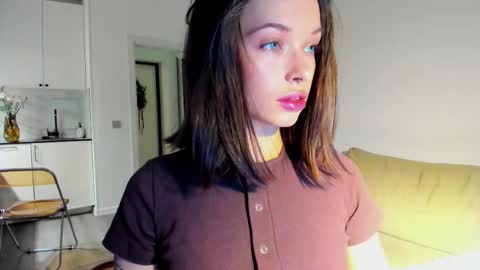 kossie_ online show from December 14, 6:45 pm