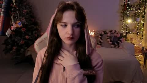 Snapshot of kottyaa_ch chatting on December 20, 1:36 am Kottyaa cb FOLLOWING online show from December 20, 1:36 am