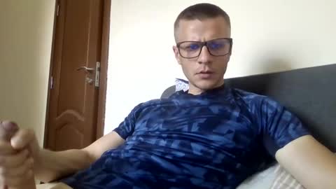 Snapshot of kourii chatting on April 11, 10:30 am Kourii online show from April 11, 10:30 am