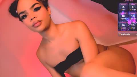 Snapshot of kourney_ferrer chatting on June 13, 12:14 pm Alysha online show from June 13, 12:14 pm
