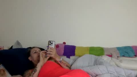 Snapshot of koyoteej chatting on February 6, 1:10 pm koyoteej online show from February 6, 1:10 pm