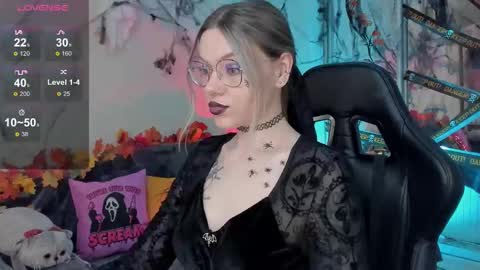 Jess online show from October 24, 4:36 pm