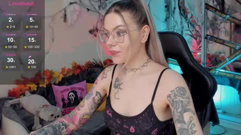 Snapshot of koza_dereza_ chatting on October 25, 5:08 pm Jess online show from October 25, 5:08 pm