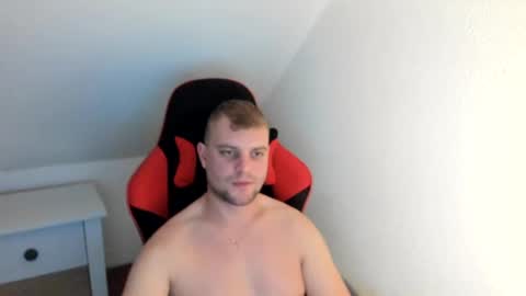 Snapshot of kozik1992 chatting on December 1, 9:04 pm Bartek online show from December 1, 9:04 pm