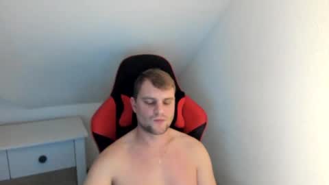 Snapshot of kozik1992 chatting on January 1, 8:15 pm Bartek online show from January 1, 8:15 pm