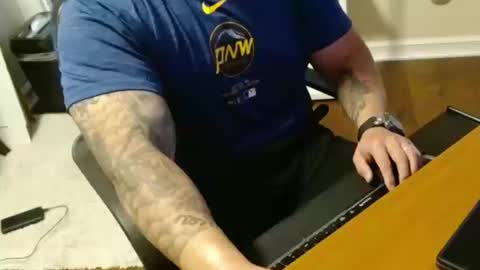 Snapshot of kp253 chatting on October 10, 10:20 pm KP online show from October 10, 10:20 pm