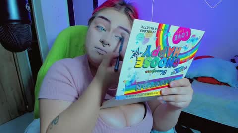 Khloe online show from February 4, 3:22 am