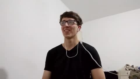 Snapshot of kpo10 chatting on December 24, 8:33 am Facu online show from December 24, 8:33 am