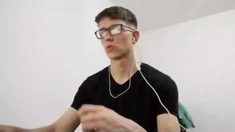 Snapshot of kpo10 chatting on January 7, 11:56 pm Facu online show from January 7, 11:56 pm