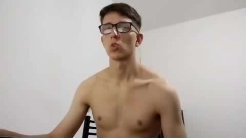 Snapshot of kpo10 chatting on January 8, 2:57 am Facu online show from January 8, 2:57 am