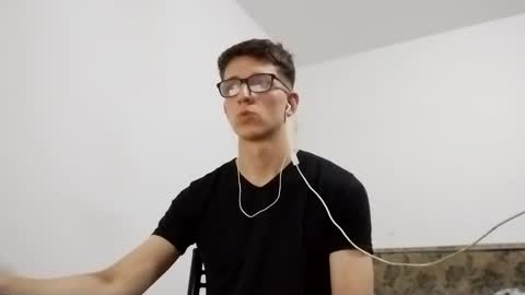 Snapshot of kpo10 chatting on January 10, 1:10 am Facu online show from January 10, 1:10 am