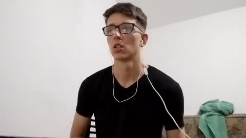 Snapshot of kpo10 chatting on January 10, 10:50 am Facu online show from January 10, 10:50 am