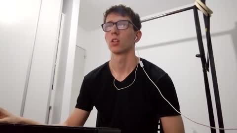 Facu online show from February 4, 12:33 pm