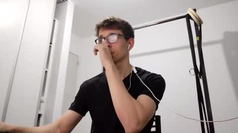 Facu online show from February 17, 6:10 am