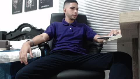 kratoswolf online show from April 26, 8:06 pm