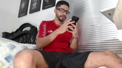 Snapshot of kratoswolf chatting on June 30, 1:23 pm kratoswolf online show from June 30, 1:23 pm