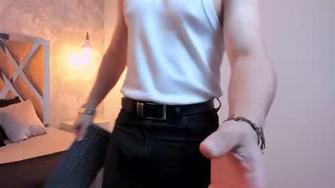 Snapshot of kraven_lust chatting on June 23, 3:04 am Kraven online show from June 23, 3:04 am