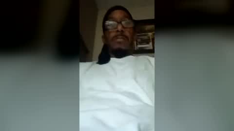 Snapshot of kream73 chatting on June 21, 11:46 am kream73 online show from June 21, 11:46 am