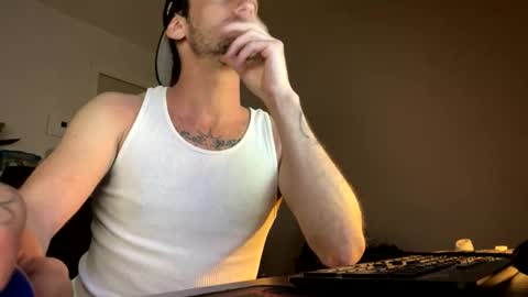 Snapshot of kreptonik chatting on June 5, 3:46 am kreptonik online show from June 5, 3:46 am