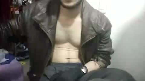 Snapshot of kreyikoz chatting on January 14, 1:00 am kreyikoz online show from January 14, 1:00 am