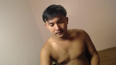 Snapshot of krezikeed chatting on November 4, 10:36 am krezikeed online show from November 4, 10:36 am