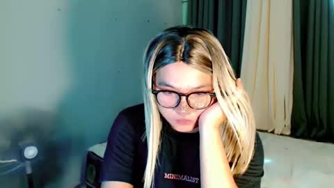 krezikeed online show from May 9, 1:11 am
