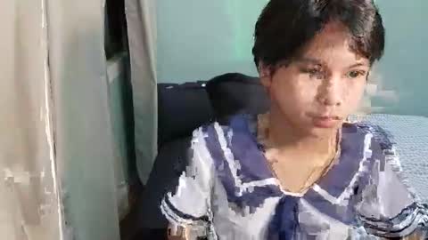 krimpie_xx online show from April 4, 1:52 pm