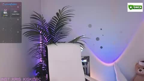 Snapshot of kris_kiskis chatting on December 16, 2:55 pm Kris kiskis online show from December 16, 2:55 pm