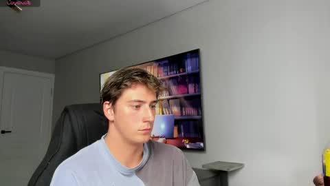 Snapshot of krishort chatting on May 13, 8:34 am krishort online show from May 13, 8:34 am