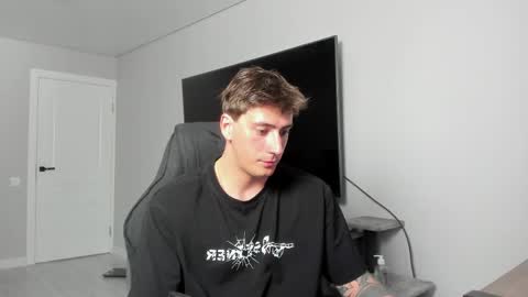 Snapshot of krishort chatting on May 31, 10:11 am krishort online show from May 31, 10:11 am