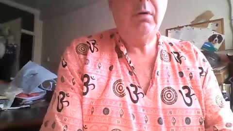 Snapshot of kriss3325 chatting on July 31, 7:19 am kriss online show from July 31, 7:19 am