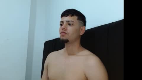 Snapshot of kriss_mate chatting on March 6, 5:15 am kriss mate online show from March 6, 5:15 am